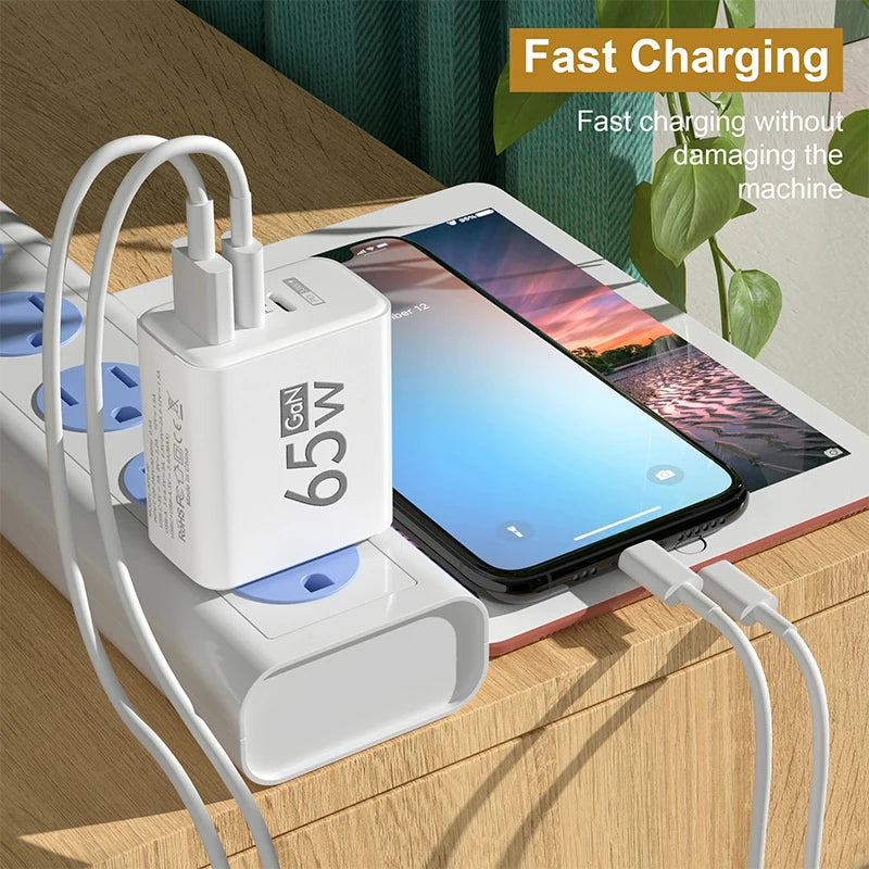 EU Plug Fast Charging - 2 USB-C & 1 USB